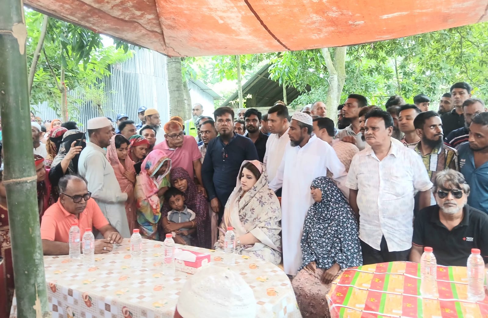 মোটরসাইকেল দূর্ঘটনায় মৃত নগরকান্দার তিন বন্ধুর বাড়ীতে সমবেদনা জানাতে পররাষ্ট্র প্রতিমন্ত্রী শামা ওবায়েদ ইসলাম