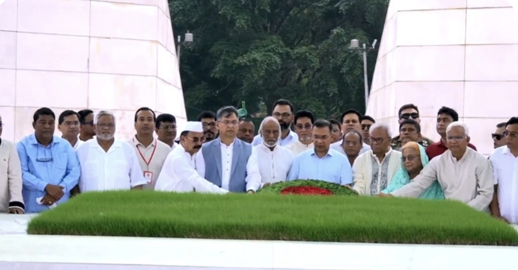 বিএনপির ৪৮তম প্রতিষ্ঠাবার্ষিকী জিয়াউর রহমান ও খালেদা জিয়ার সমাধিতে প্রধানমন্ত্রীর শ্রদ্ধা